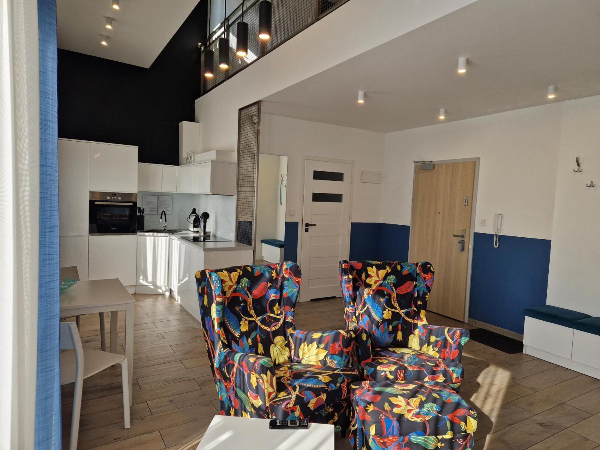 Apartament Dwupoziomowy คาโตวีตเซ ภายนอก รูปภาพ